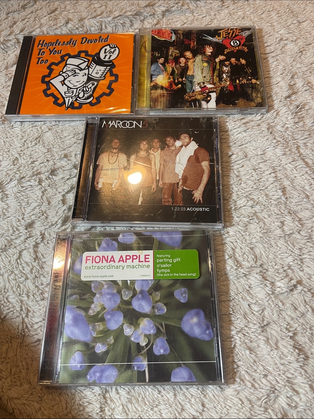 Mixed CD Lot with Fiona Apple & 
Maroon 5, Jesse Camp